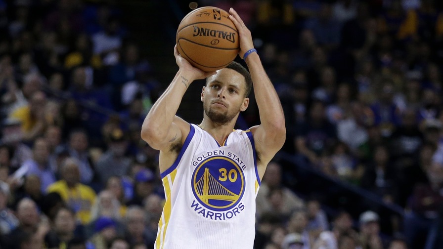 Stephen Curry and the Warriors could be in a tight, uptempo game tonight. Who else should be on your DFS roster?