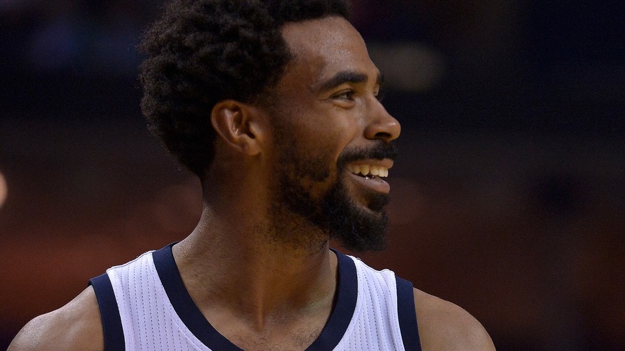 Mike Conley dropped 50 fantasy points last night. Who joined him in the perfect lineup?
