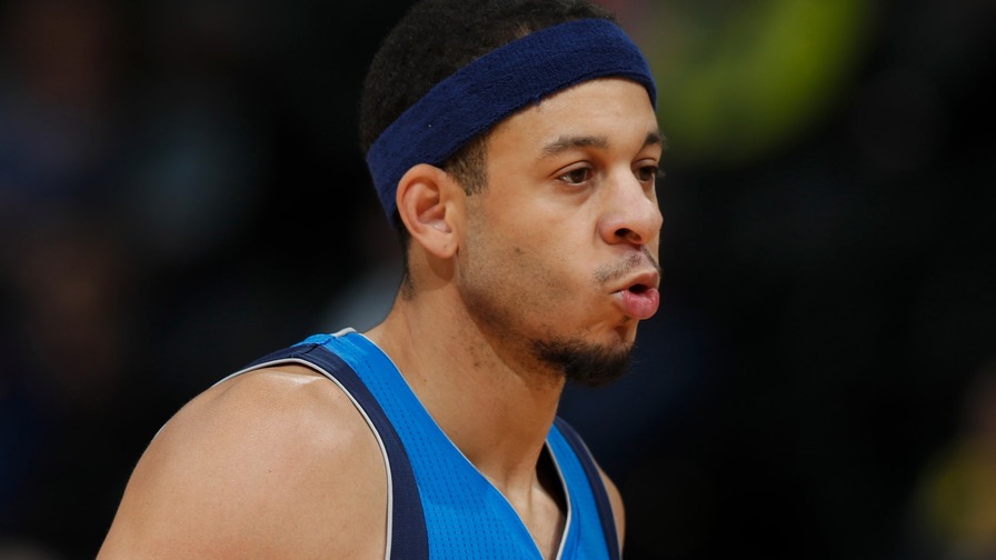 Seth Curry gets a huge bump in fantasy value with J.J. Barea on the sidelines. Who else should be on your DFS radar tonight?
