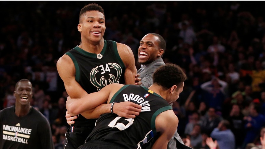Giannis Antetokounmpo put a bow on a big line with a buzzer beater. Who joined him in the perfect lineup?