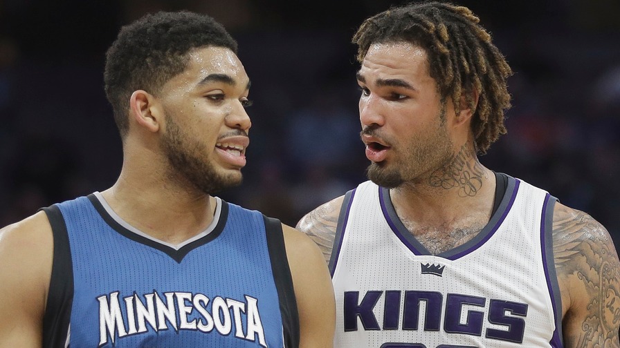 Karl-Anthony Towns put up a big line against the Kings last night. Who joined him in the perfect lineup?