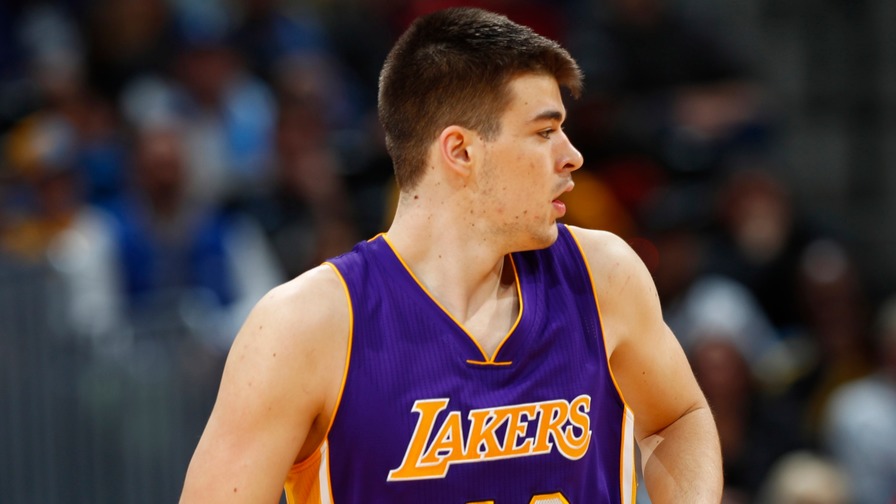 Ivica Zubac was the most popular center on Wednesday's slate, but his 5.9 FanDuel points left his owners high and dry. Which other players carried high ownership?