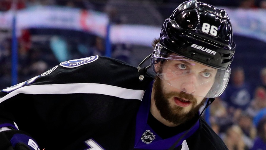 With only one game on tap on Friday, which players should you look to target in FanDuel's Friday-Saturday slate?