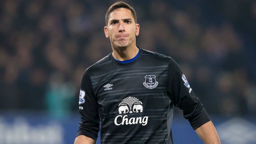 Everton's Joel Robles has been in poor form lately, and now he faces West Ham on the road in a match with the highest over/under on Saturday's slate. Who else should we avoid?