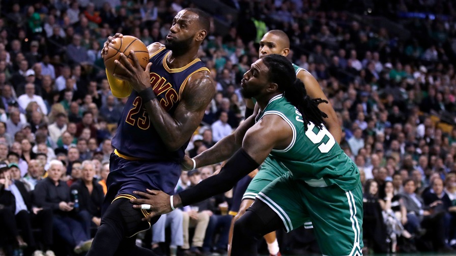 With this slate spanning four days, how should you approach NBA DFS tonight?