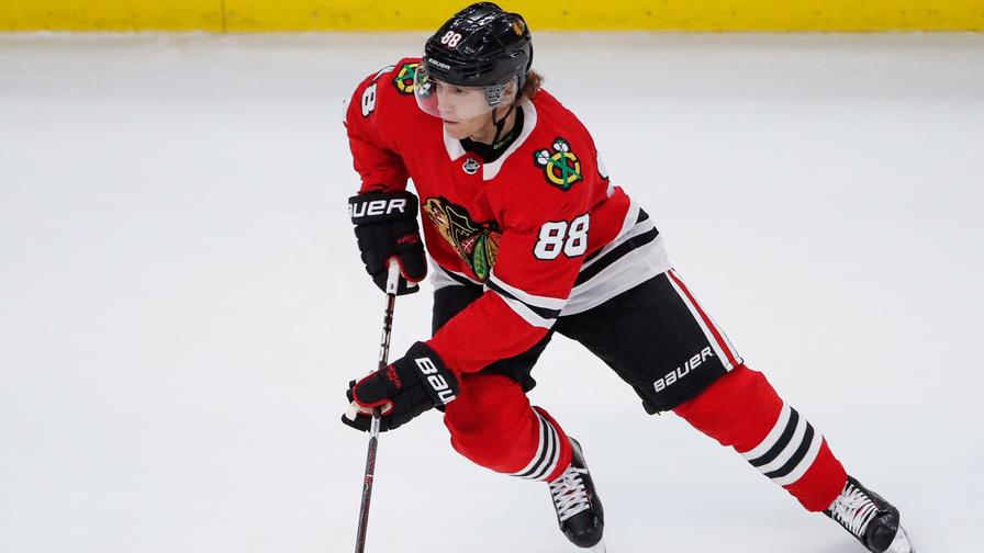 Chicago's top playmakers make for an interesting power play stack tonight. Who else should you look to stack in Monday's NHL DFS tournaments?