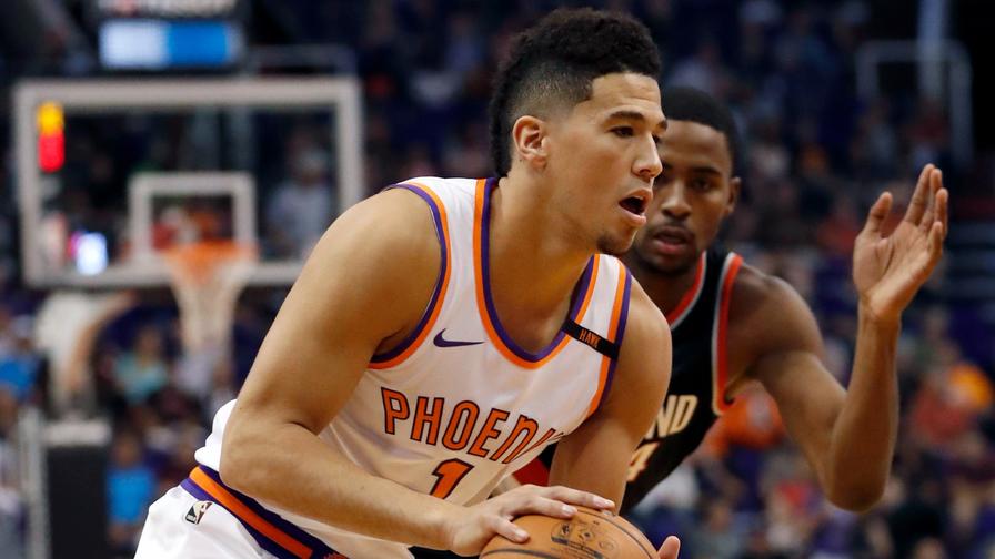 Devin Booker's 46-point outburst landed him in FanDuel's perfect lineup. Who else made the cut?