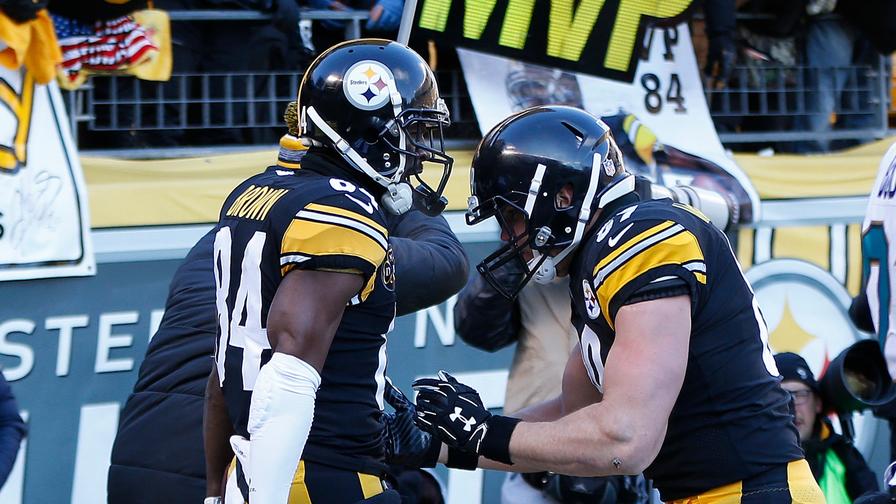 Even though the Pittsburgh Steelers lost in the divisional round, each of their top assets had huge days, landing them spots in our perfect NFL DFS lineups. Who joined them?