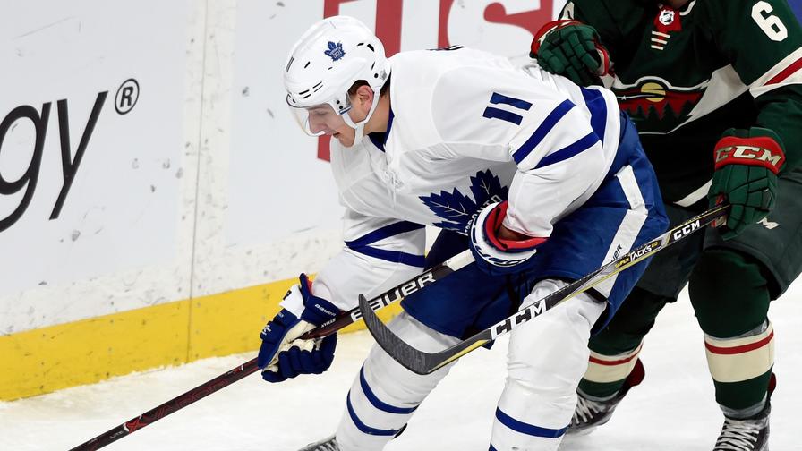 The Maple Leafs' top line has a great matchup tonight against the Islanders. Who else should you stack in NHL DFS tournaments on Wednesday?