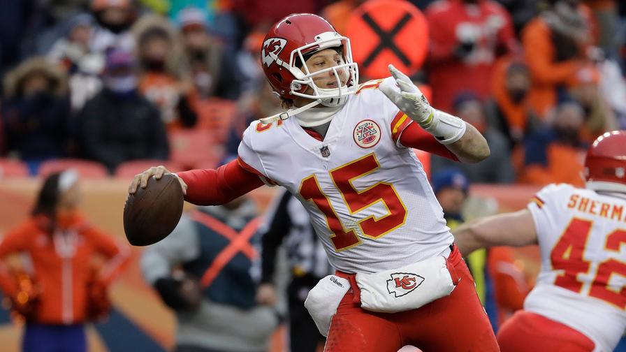 Chiefs trade Alex Smith, will start Patrick Mahomes