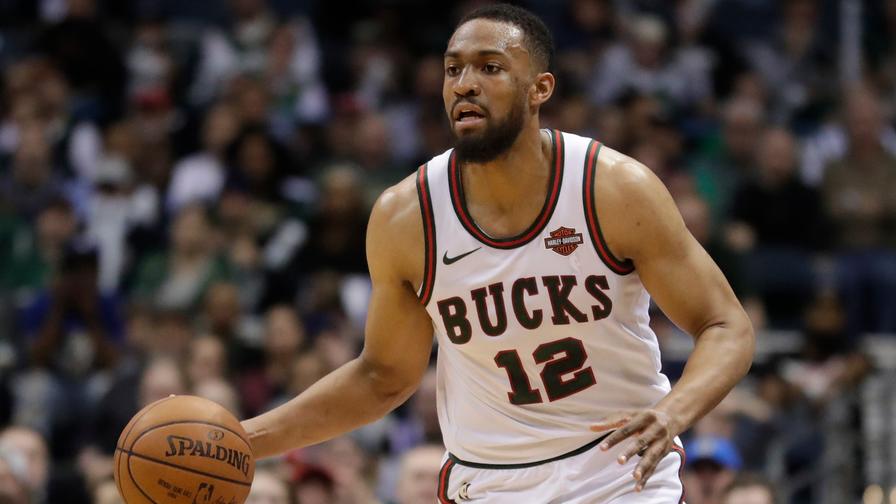 As Giannis Antetokounmpo sits out Friday night, Jabari Parker could be a sneaky way to take advantage. Who else could make for a smart play at a low price point?