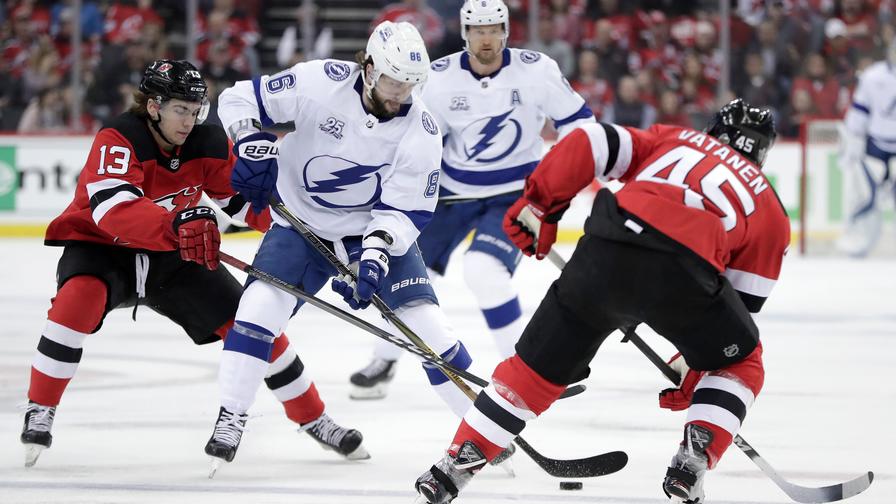 Nikita Kucherov has tallied four shots in each of the past two games, and he's once again a top option on Wednesday. Who else should be on your radar in NHL DFS tonight?