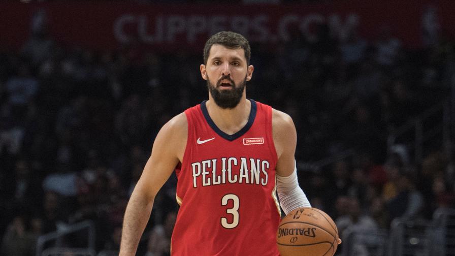 Nikola Mirotic's point total is one of the night's better bets, per our models. Which other prop bets should you target?
