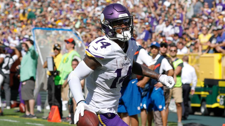 The Minnesota Vikings may not have gotten a win Sunday, but Stefon Diggs did enough through the air to earn a spot in our perfect NFL DFS lineups with 9 receptions for 128 yards and 2 touchdowns. Who else made the cut on the main slate?