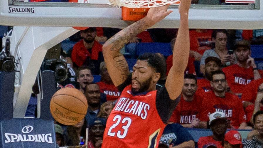 With the day's highest price-tag, Anthony Davis offers huge upside against the Clippers.
