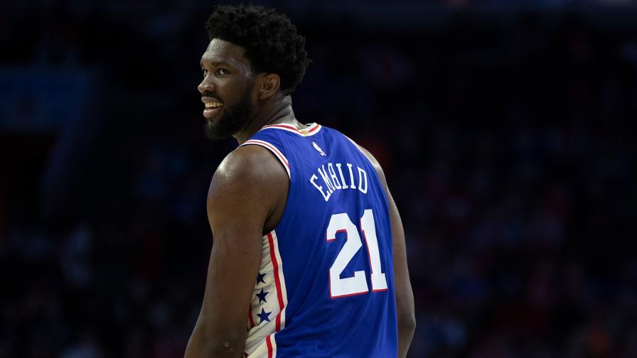 Joel Embiid draws a plum matchup as the Sixers play host to the Clippers. Which other high-priced options are in play on DraftKings tonight?