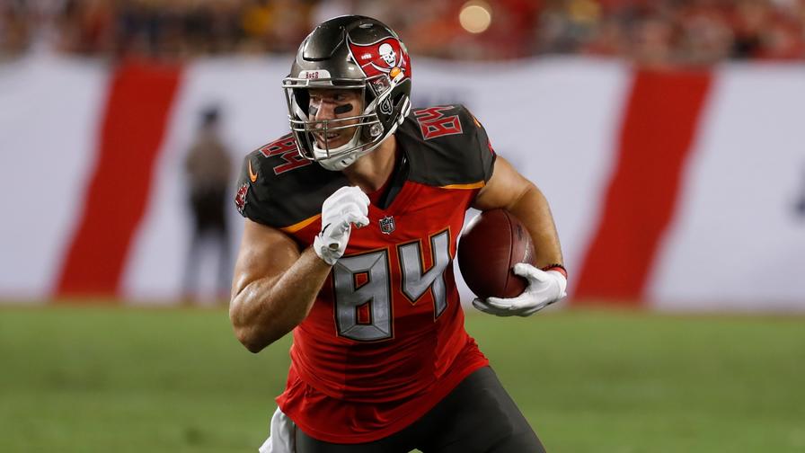 With OJ Howard sidelined for the rest of the season, Cameron Brate is a nice value at tight end. Which other low-cost players are in a good spot?