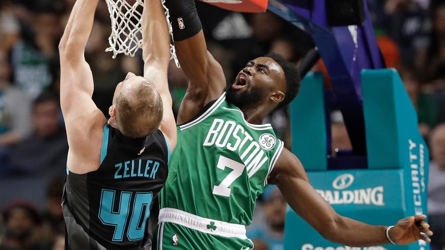Jaylen Brown returns to action in a favorable matchup tonight. Which other low-cost players are in good spots?
