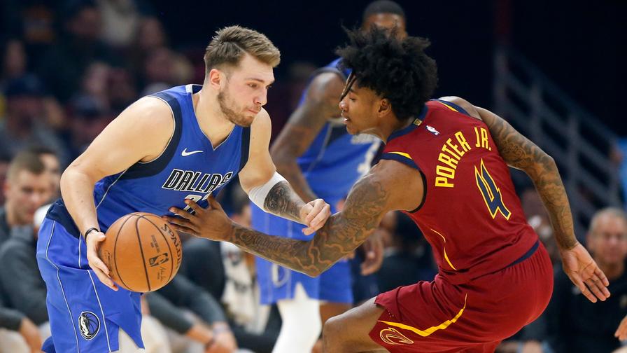 Luka Doncic had a full stat line in a triple-double on Sunday. Who joined him in the perfect lineup?