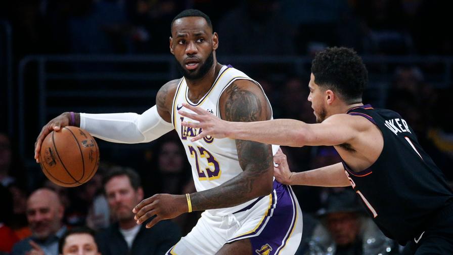 LeBron James kicked off the new year with a triple-double against the Suns. Who else had a big performance on Wednesday?