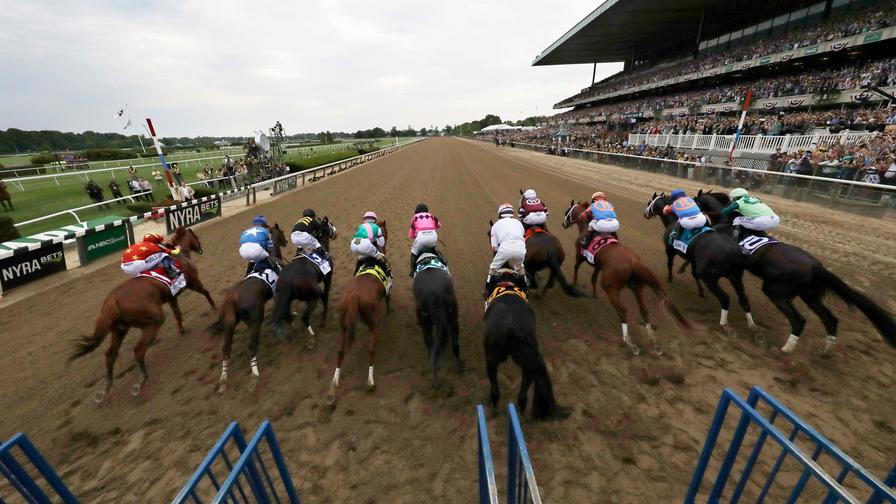 horse racing at hollywood casino at charlestown