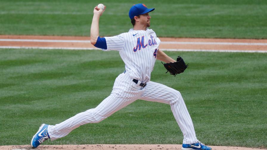 Jacob deGrom popped up in over 50% of Sunday's lineups. Which other players were popular?