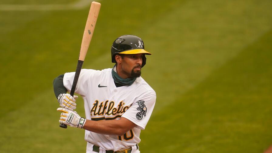 Who were the most popular players on Monday's MLB slate?