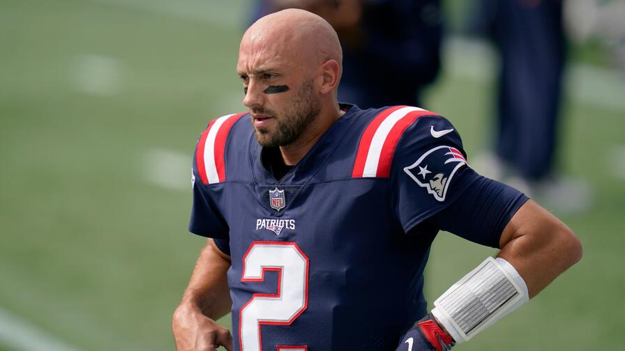 Monday Night Football Betting Preview: Can Brian Hoyer and the Patriots  Hang With the Chiefs?