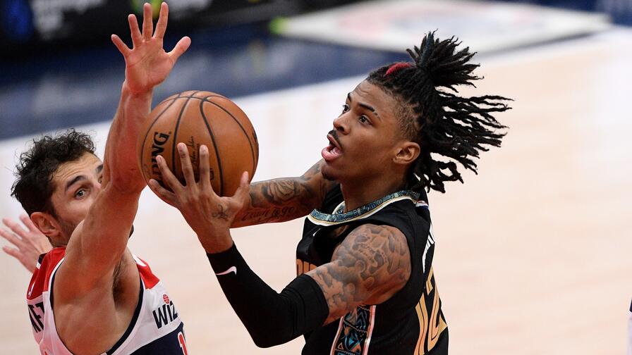 Which popular players came through with big fantasy scores on yesterday's NBA slate?