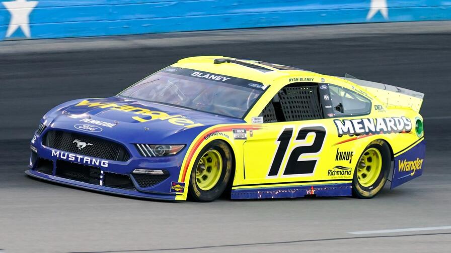 Ryan Blaney brings a strong history at Texas and a lower salary than other potential lap-leaders. Which other drivers have had noteworthy performances recently for NASCAR DFS?