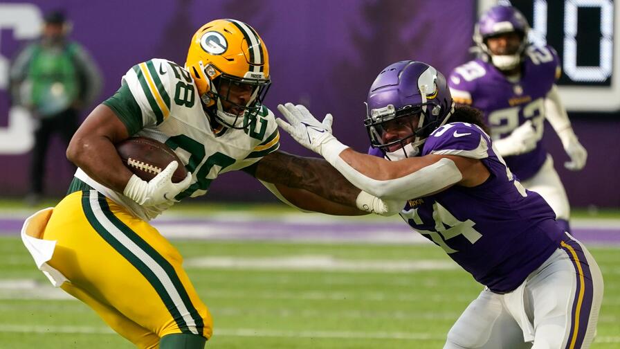 AJ Dillon's salary was too good to pass up while Aaron Jones was out. How popular was he -- and everyone else -- on Sunday?