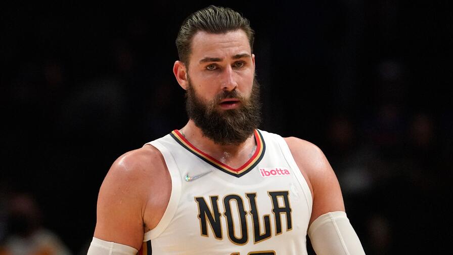 Jonas Valanciunas was one of the top fantasy performers on last night's slate. Who else earned a spot on the perfect FanDuel lineup?