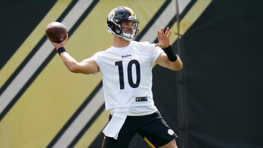 NFL Betting: Who Will Be the Steelers' Starting Quarterback in Week 1?