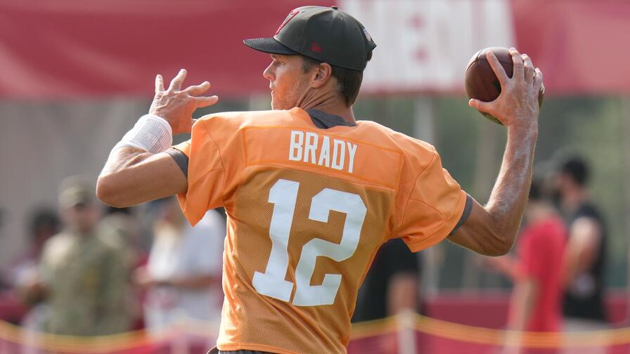 Examining 2022 Fantasy Football Value For Bucs QB Brady