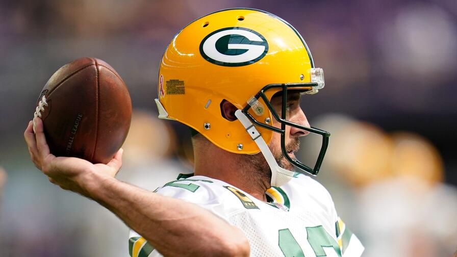 Sunday Night Football odds, spread, line: Packers vs. Bears