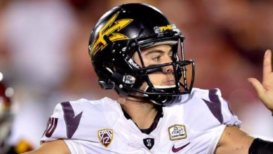 The 7 Best Undrafted Fantasy Football Dynasty League Prospects From 2016 - Mike  Bercovici, Quarterback